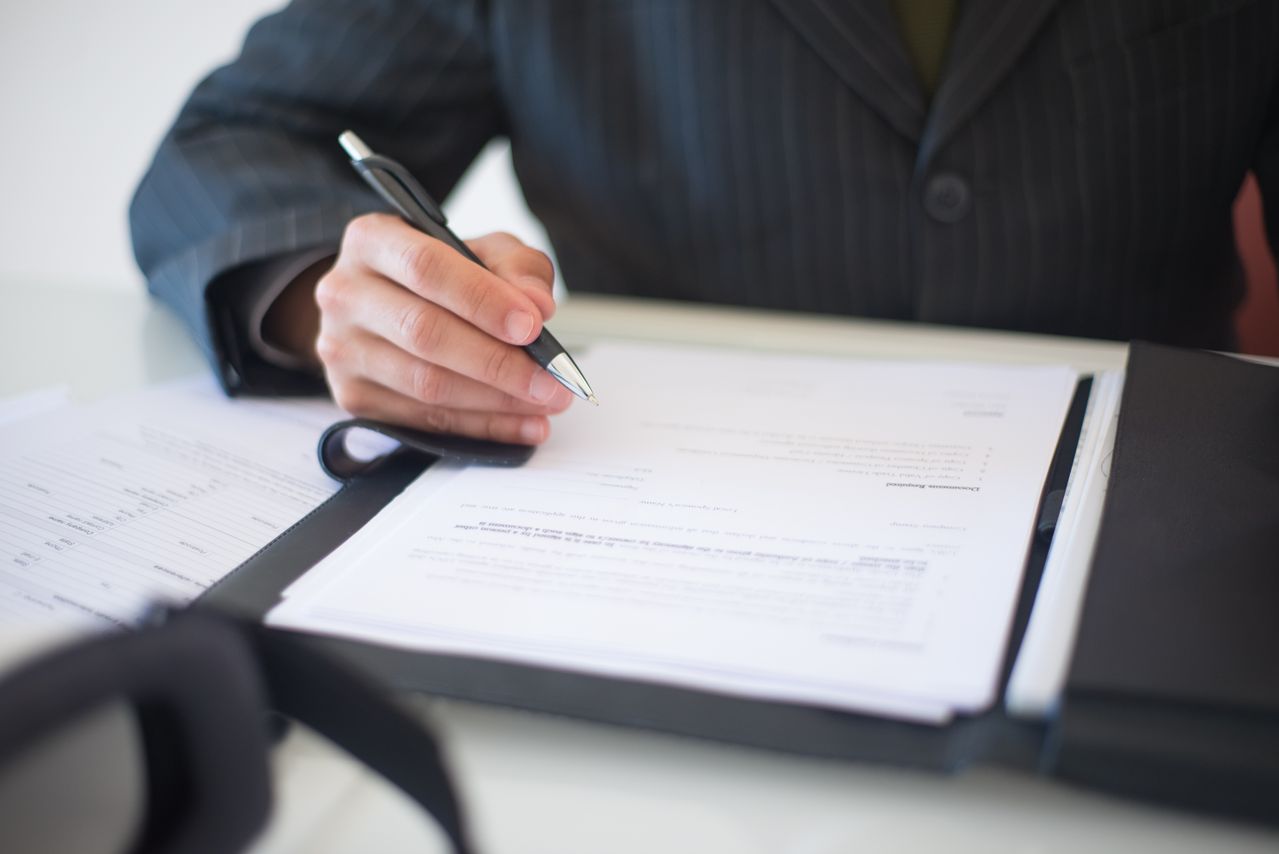 How to Organize Business Documents: Invoices, Contracts, and Payroll Records with CamScanner